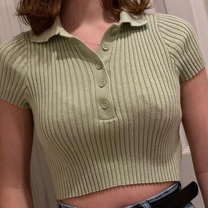 Brandy Melville crop top